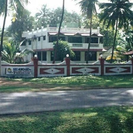 Seawoods Beach Hotel Dahanu Bagian luar foto